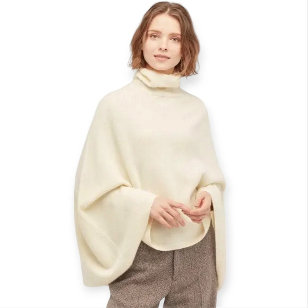 Ines de la Fressange x Uniqlo Cashmere & Wool poncho in cream